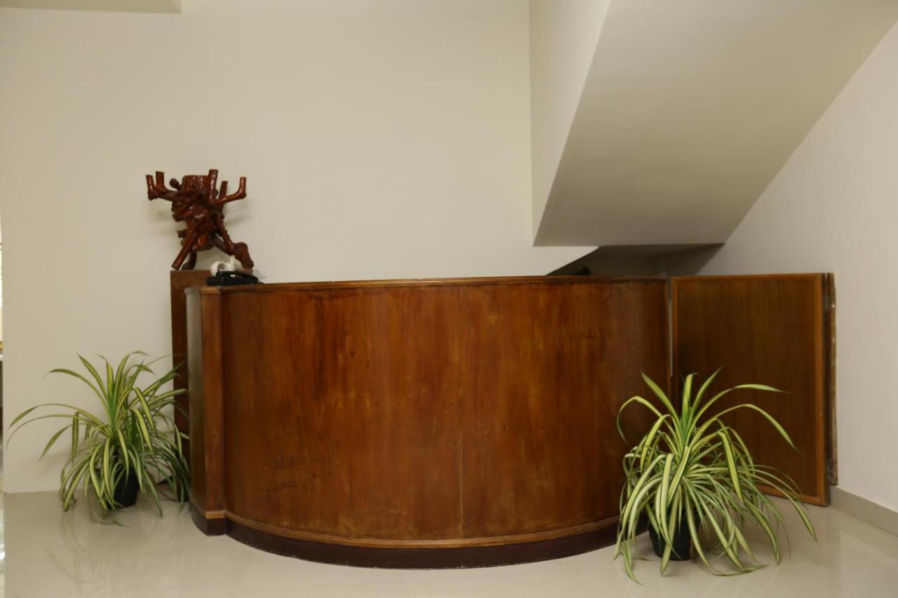 Le Noor Hotel Kochi Exterior photo
